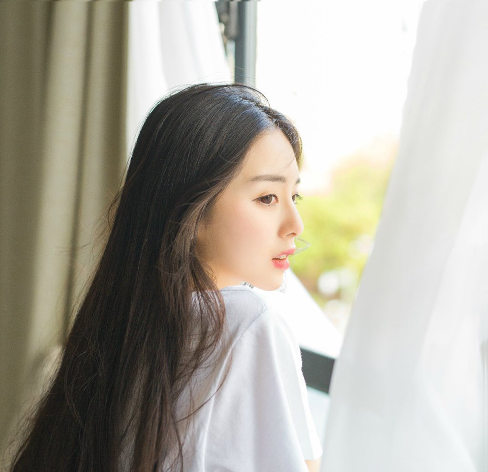 有棱有角的害处是，别人啃起你来十分方便。